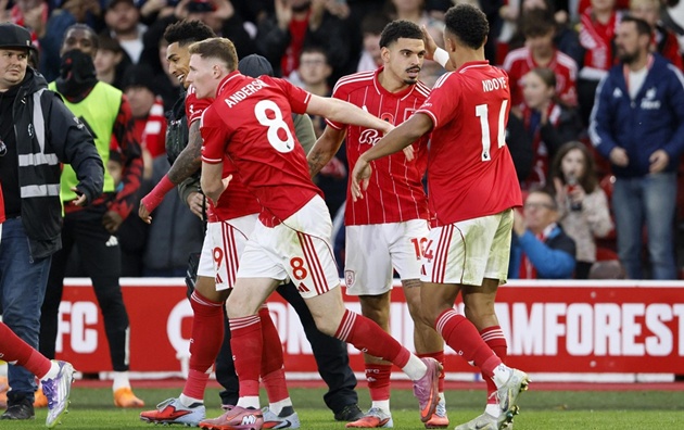 Ảnh bài viết Forest ghi hai bàn trong hai phút trước Man Utd