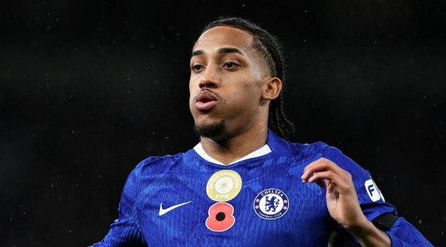 Joao Pedro mở tỷ số cho Chelsea.