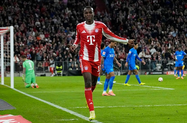 Jackson đã có bàn đầu tiên ở Bundesliga.