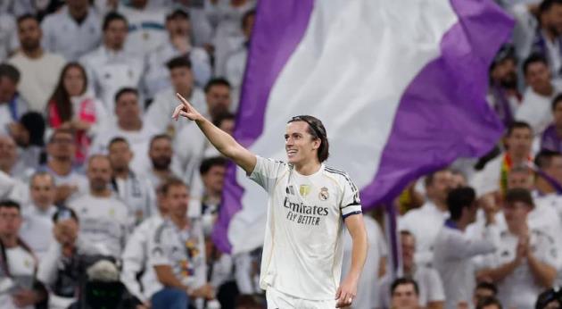 Ảnh bài viết Carreras tiết lộ cảm xúc đặc biệt sau bàn thắng đầu tiên cho Real Madrid