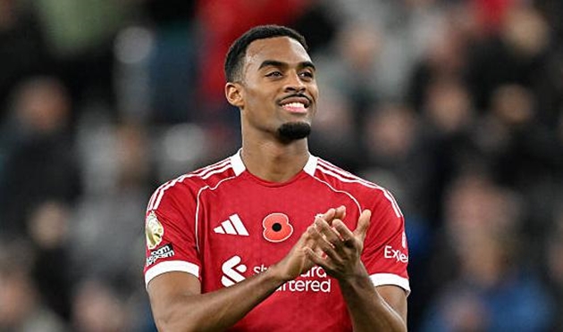 Ảnh bài viết Liverpool thắng trận, Arne Slot cập nhật chấn thương của Gravenberch