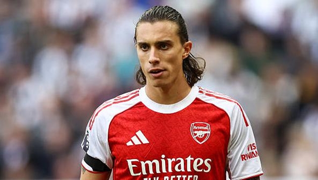 Riccardo Calafiori gây ấn tượng ở mùa giải năm nay.