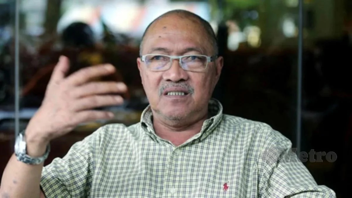 Huyền thoại bóng đá Malaysia, Datuk Jamal Nasir Ismail khuyên người hâm mộ nước này đừng mơ mộng hão huyền.