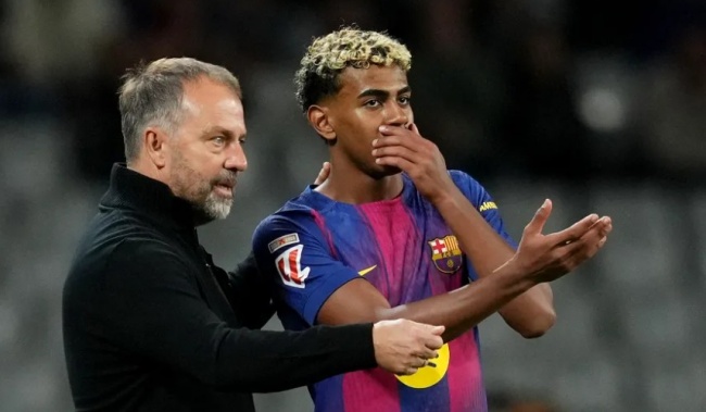 Ảnh bài viết Hansi Flick cảnh báo về chấn thương của Yamal