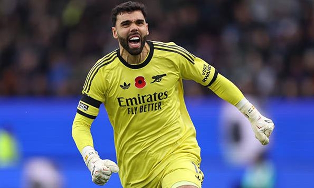 David Raya dành những lời khen ngợi cho Gabriel Heinze.