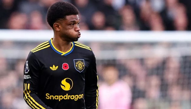 Ảnh bài viết Chuyên gia khẳng định Man Utd quá may mắn, Amad đã phạm lỗi rõ ràng