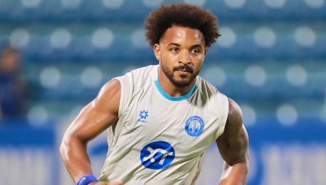 Ảnh bài viết HLV Kim Sang-sik và bài toán tăng cường hỏa lực với Xuân Son