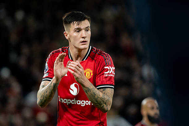 Ảnh bài viết Gary Neville mắc sai lầm lớn khi chỉ trích Sesko