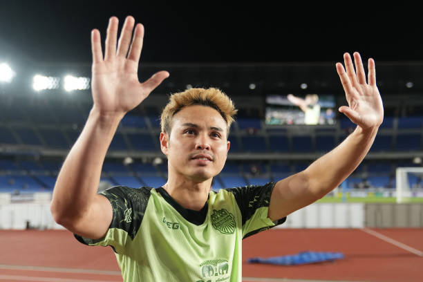 Theerathon Bunmathan được triệu tập trở lại tuyển Thái Lan.