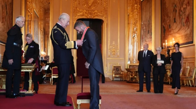 Ảnh bài viết Beckham chính thức được Vua Charles III phong tước Hiệp sĩ