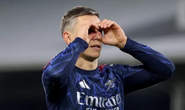 Trossard đang tạo dấu ấn thầm lặng tại Arsenal