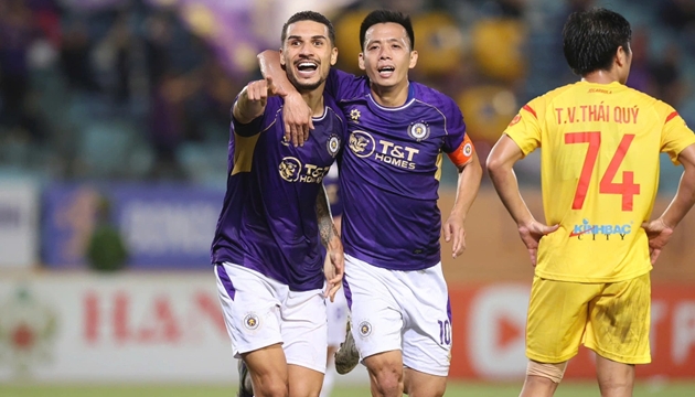 Ảnh bài viết Điểm tin bóng đá Việt Nam 5/11: Hà Nội FC đại thắng, HAGL gục ngã vì penalty phút 88