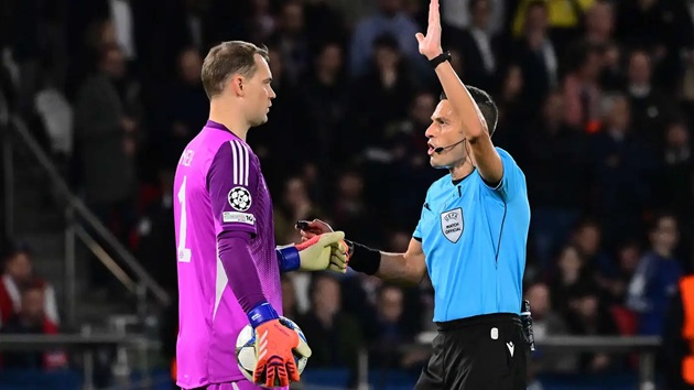 Ảnh bài viết Neuer chỉ trích trọng tài vì hành động khó hiểu trước thẻ đỏ của Luis Diaz