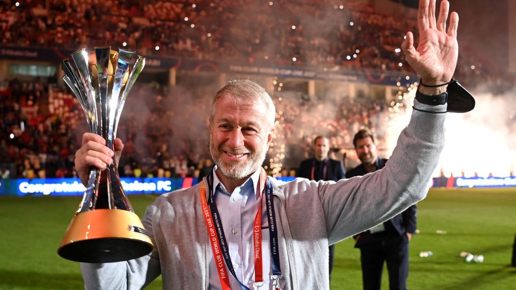 Ảnh bài viết Cuộc chiến 2,5 tỷ bảng bán Chelsea giữa Abramovich và chính phủ Anh