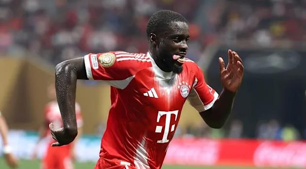 Ảnh bài viết Man Utd cạnh tranh Liverpool, Chelsea để chiêu mộ Upamecano