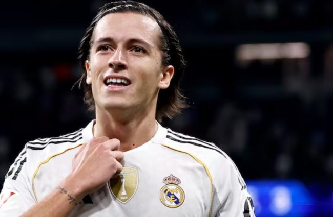 Ảnh bài viết Alvaro Carreras: Tỏa sáng ở Real; Cạnh tranh vị trí hậu vệ trái tuyển Tây Ban Nha