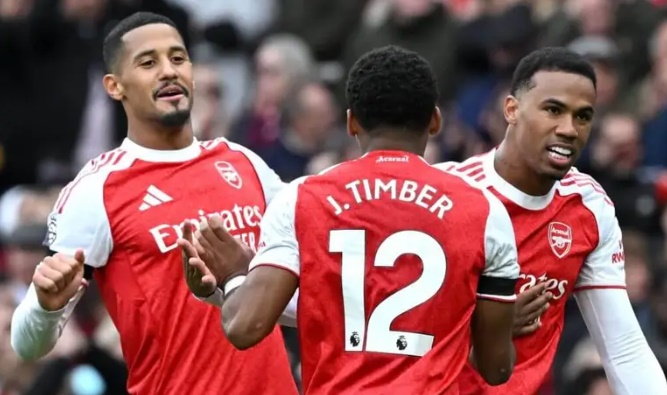 Ảnh bài viết Sự lột xác về kỷ luật của Arsenal: Chìa khóa cho ngôi đầu Ngoại hạng Anh?