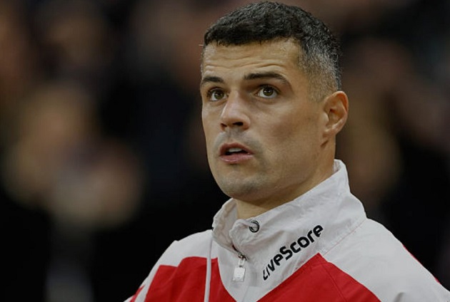 Ảnh bài viết Granit Xhaka và vai trò “huấn luyện viên thứ hai” ở Sunderland