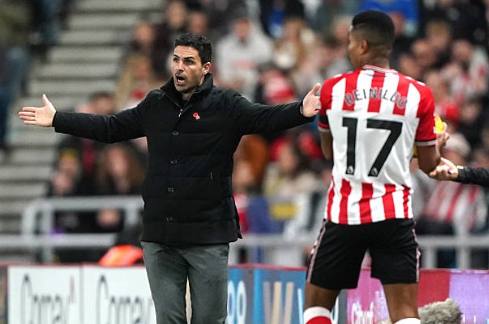 Arteta cùng các học trò đã không thể rời sân của Sunderland với trọn vẹn 3 điểm.