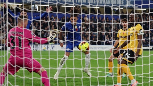 Gusto có bàn thắng ra mắt Chelsea.