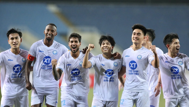 Nam Định từng thể hiện sự áp đảo trước Hà Nội trong quá khứ.