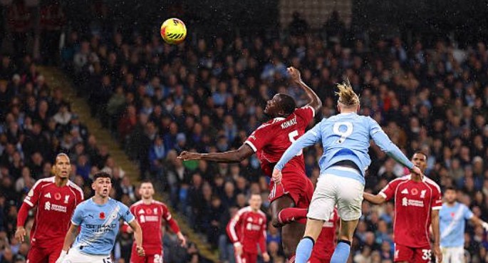 Ảnh bài viết CĐV Liverpool nổi giận, chỉ trích Konate thi đấu kém cỏi