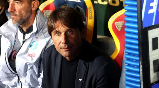 Ảnh bài viết Roberto Sosa: Nhìn Napoli đá là biết họ muốn tống khứ Conte