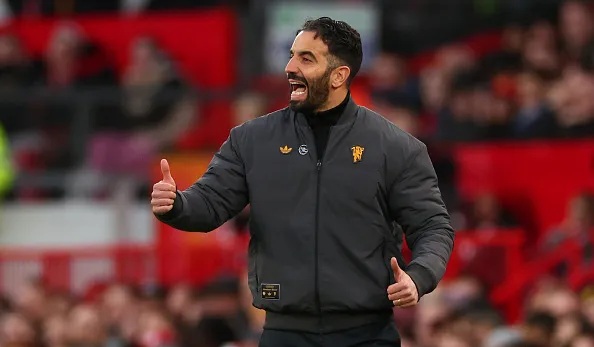 Ảnh bài viết Không đá châu Âu, Gary Neville đòi hỏi Man United tranh top 4