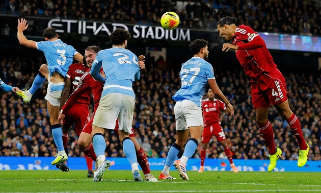 Liverpool thiếu may mắn khi không có bàn thắng tại Etihad.