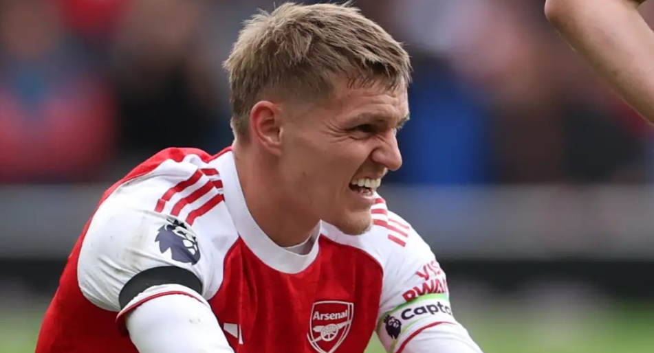 Odegaard dính chấn thương nghiêm trọng.