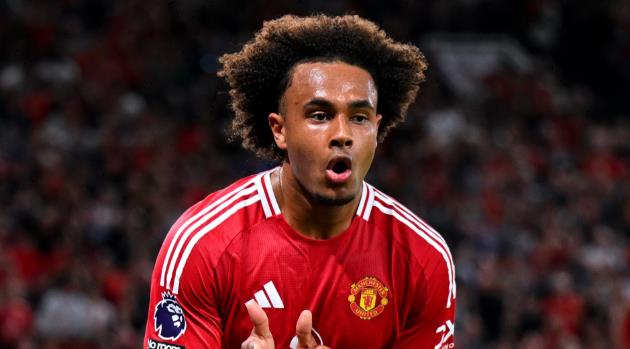 Ảnh bài viết Everton nhập cuộc, cạnh tranh West Ham giành Zirkzee từ MU