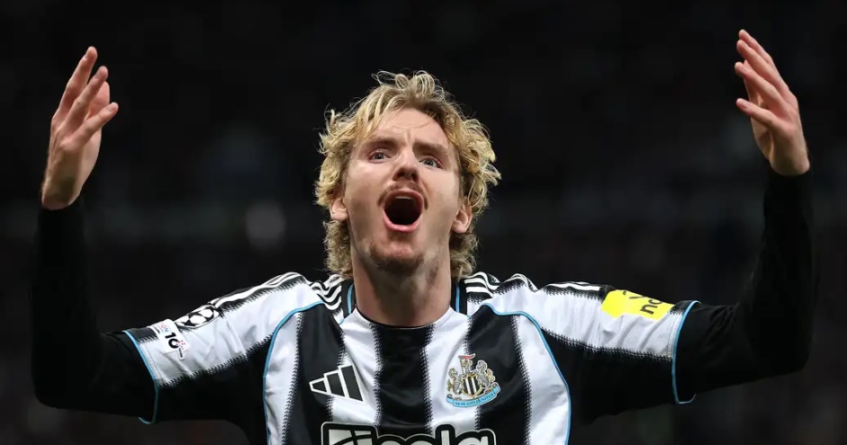 Nick Woltemade nhận về những chỉ trích.