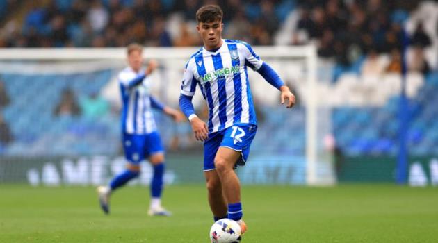 Amass sẽ giải bài toán cánh trái của MU?