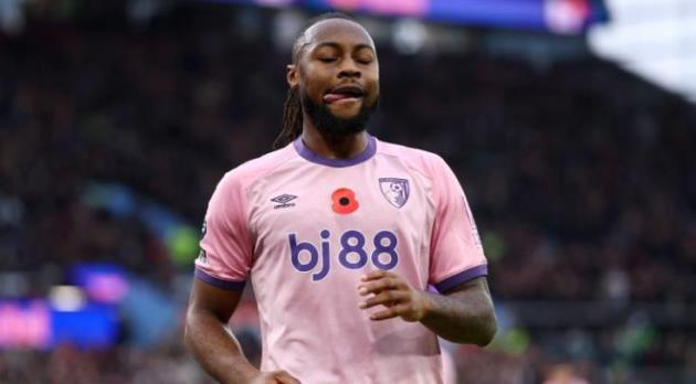 Semenyo được MU và Liverpool tranh mua.