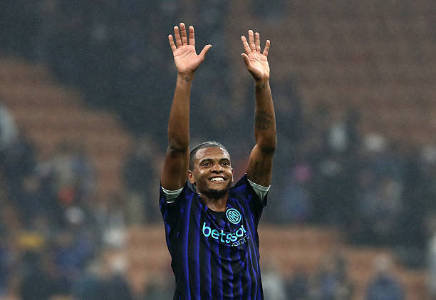 Ảnh bài viết Inter Milan đã "trúng độc đắc" với Manuel Akanji