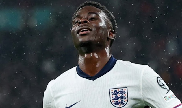 Saka không gặp chấn thương ở trận Serbia