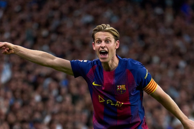 Ảnh bài viết De Jong tiết lộ lý do từ chối Ngoại hạng Anh, gia hạn với Barcelona