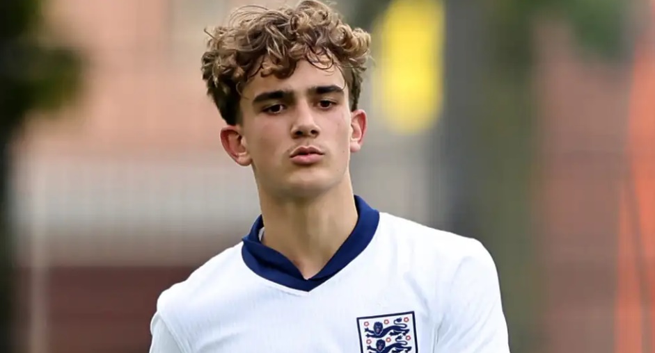 Ảnh bài viết HLV U21 Anh gây sốc, sẵn sàng đặc cách thần đồng 15 tuổi Max Dowman