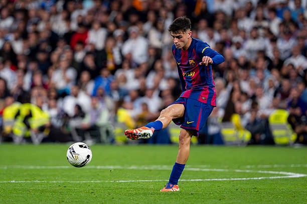 Pedri dành nhiều lời khen cho Dro Fernandez, Rodrigo và Jamal Musiala.