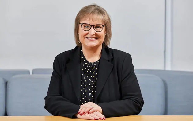 Chiếc ghế của chủ tịch giải - Alison Brittain - có thể được định đoạt trong tuần này