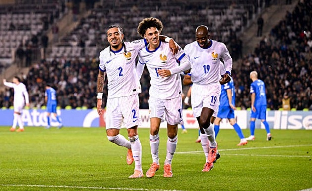 Pháp bất bại ở chiến dịch vòng loại.