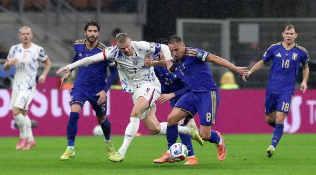 Ảnh bài viết Cú đúp của Haaland nhấn chìm Ý, Na Uy đoạt vé World Cup đầy thuyết phục