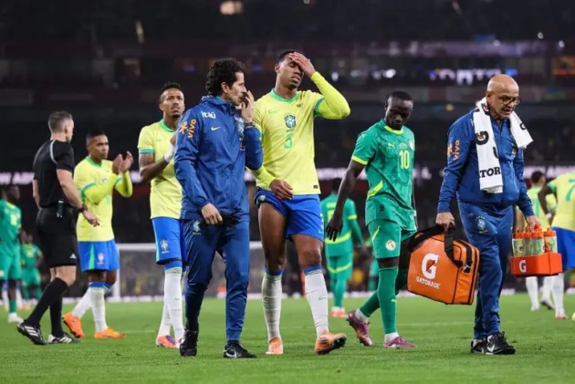 Ảnh bài viết CLB nhận được bồi thường bao nhiêu cho cầu thủ dính "virus FIFA"?