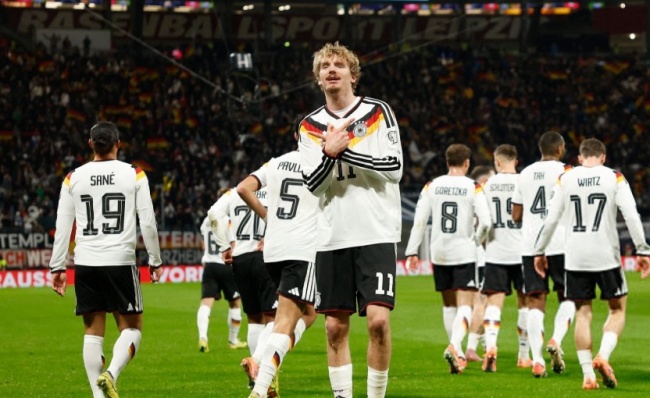 Woltemade mở tỷ số trận đấu.