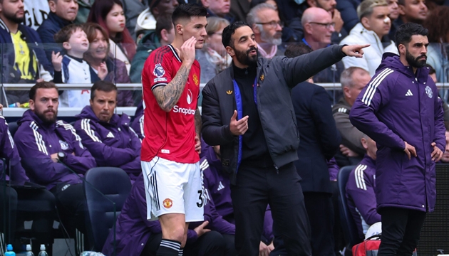 Ảnh bài viết Chấn thương Sesko và AFCON: Man United đứng trước áp lực chiêu mộ Semenyo