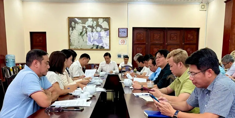 Ban Tổ chức Liên hoan Võ thuật Quốc tế 2025 trong buổi họp sáng 18/11.