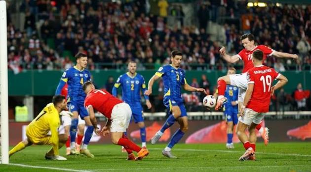 Áo của Rangnick giành vé dự World Cup sau trận hòa Bosnia.