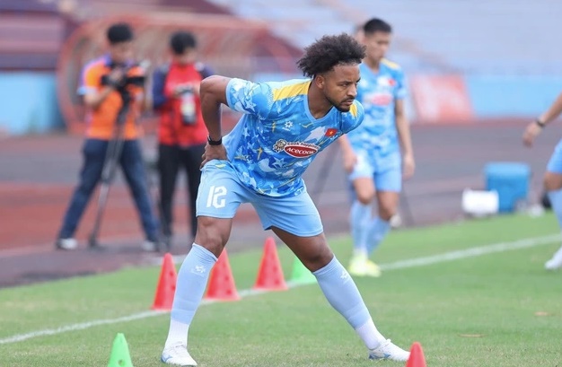 Xuân Son sẽ đá chính trước Lào?