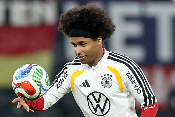 Manchester United muốn chiêu mộ Karim Adeyemi.