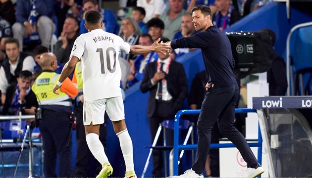 Nhiều khó khăn vẫn đang chờ Xabi phía trước.